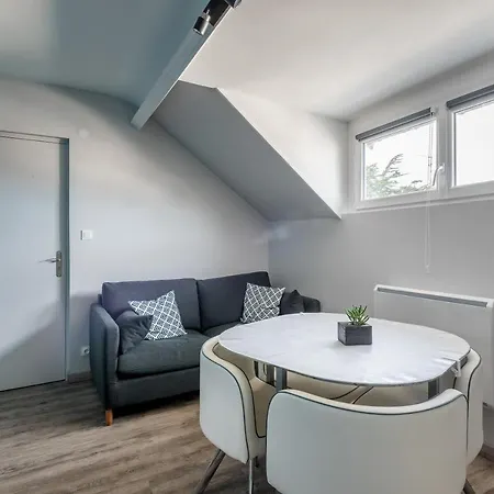 Joli - 4min A Pieds De La Appartement *